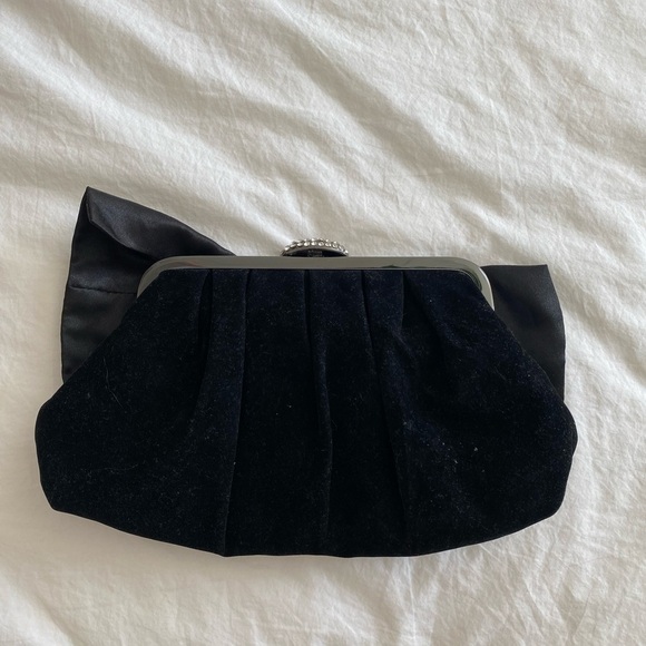 Vintage- Neiman Marcus Velvet evening Clutch with Swarovski crystal Satin Bow - Picture 7 of 12